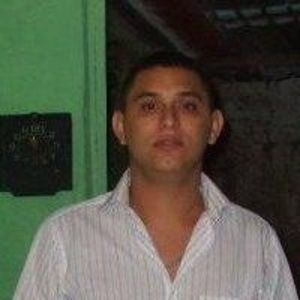 Meet your Posher, Ernesto